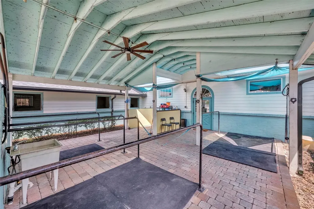 3287 N County Road 426 Geneva FL 32732