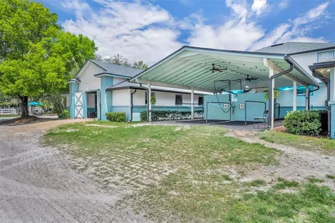 3287 N County Road 426 Geneva FL 32732