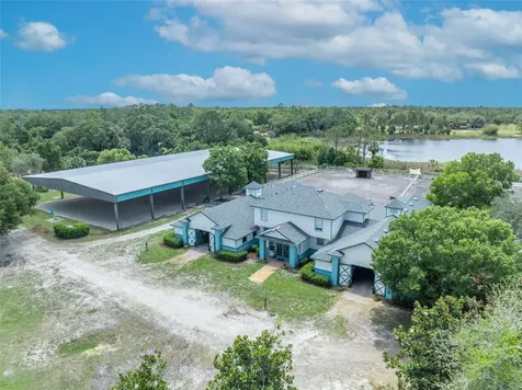 3287 N County Road 426 Geneva FL 32732