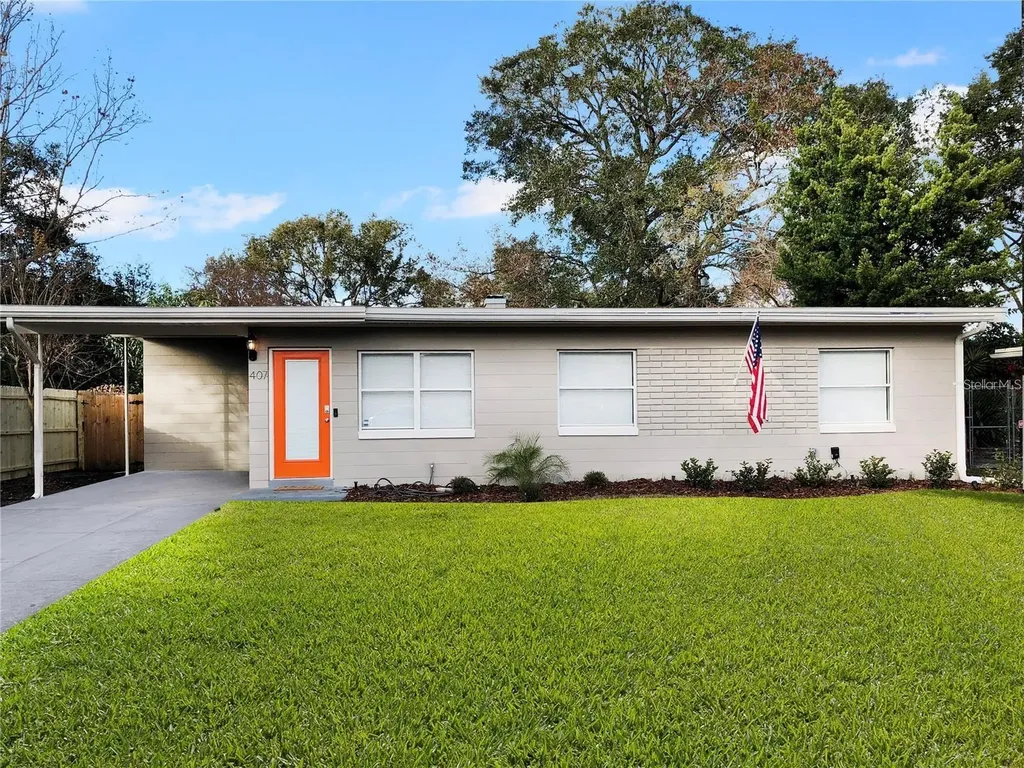 407 E Crystal Lake Street Orlando FL 32806