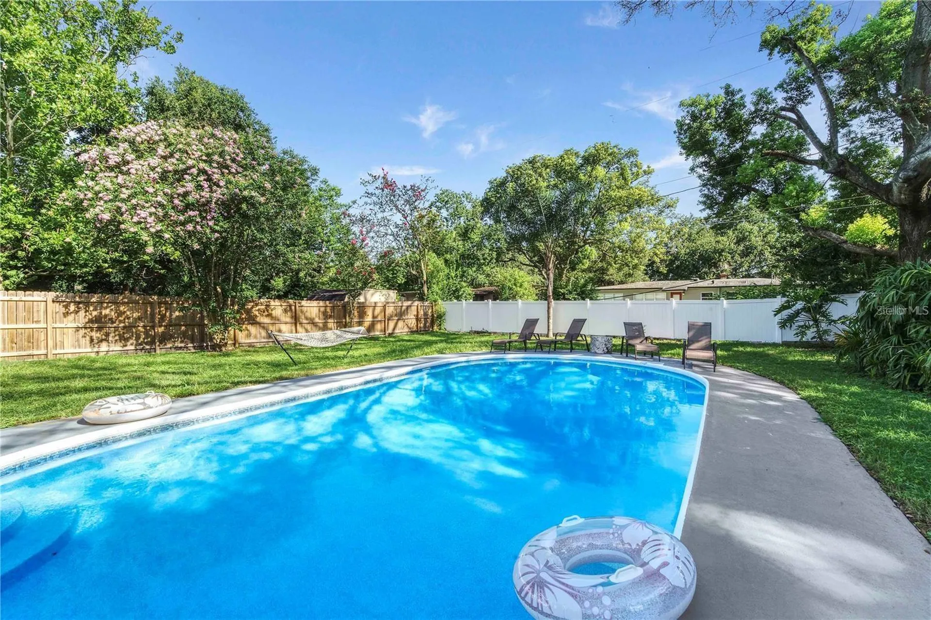 407 E Crystal Lake Street Orlando FL 32806