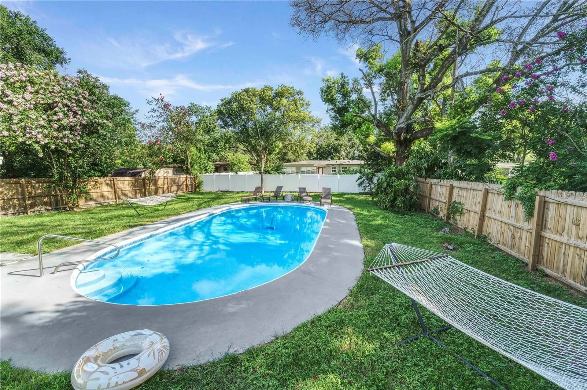 407 E Crystal Lake Street Orlando FL 32806
