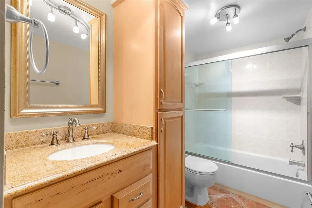 285 107th Avenue Treasure Island FL 33706