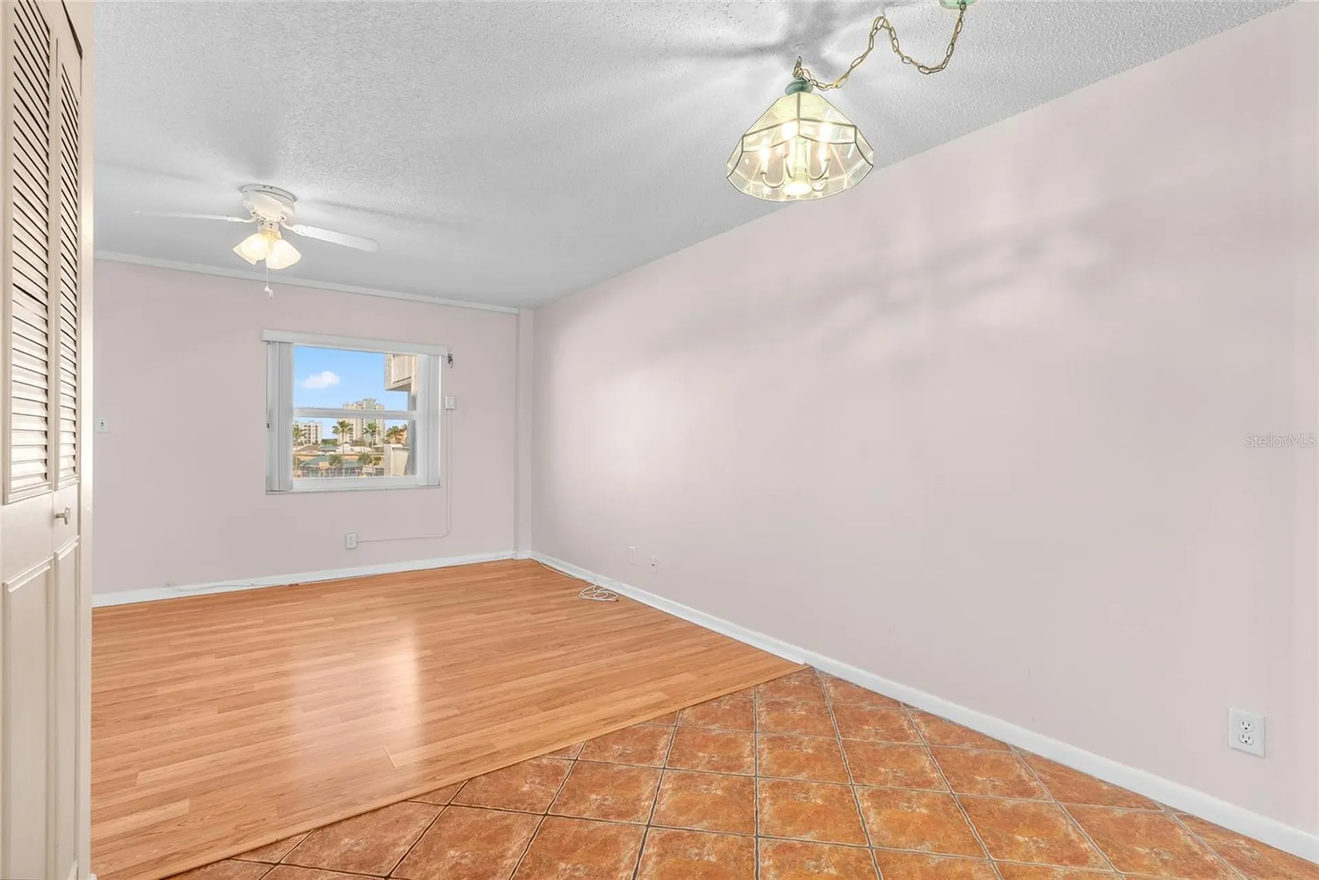 285 107th Avenue Treasure Island FL 33706