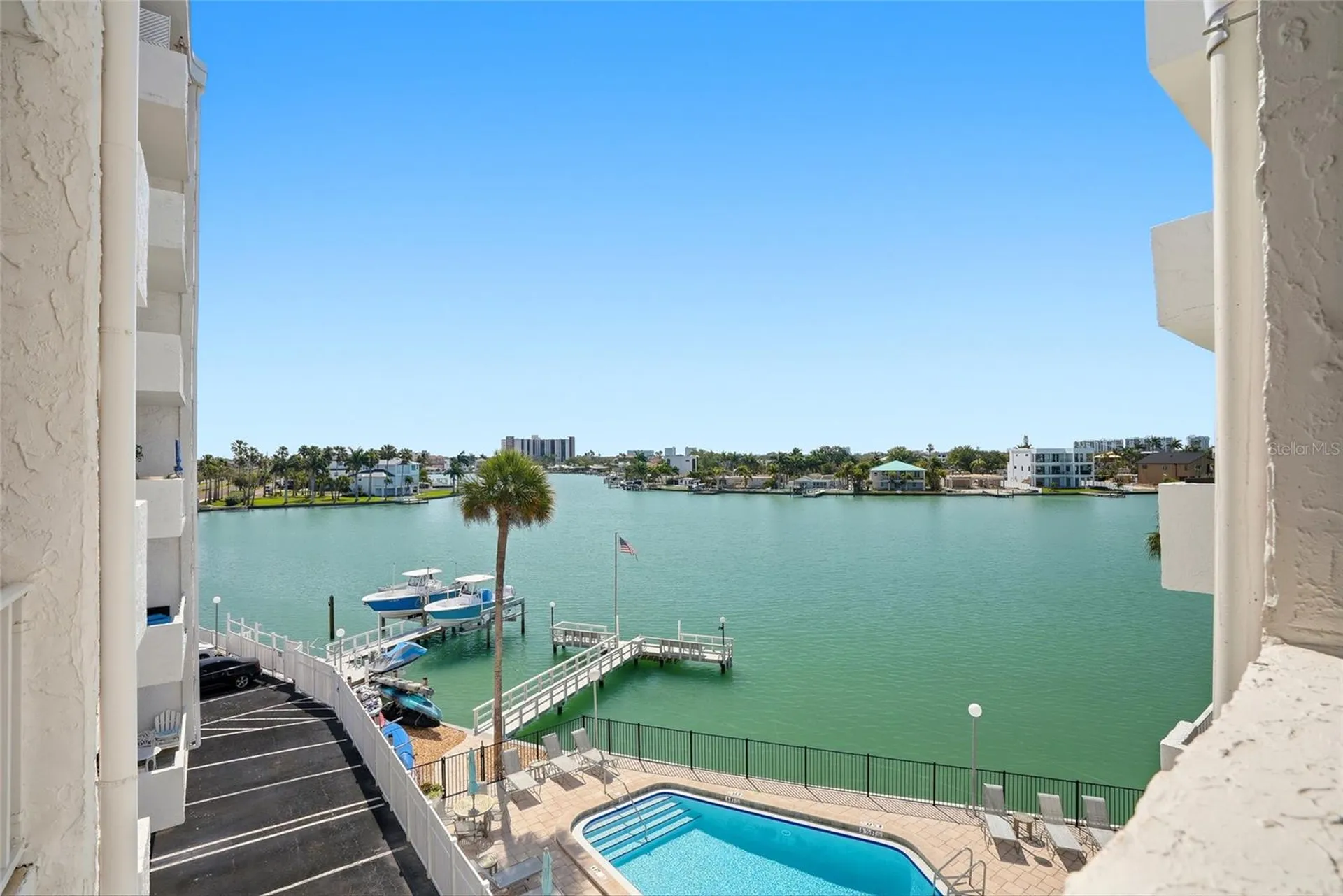 285 107th Avenue Treasure Island FL 33706