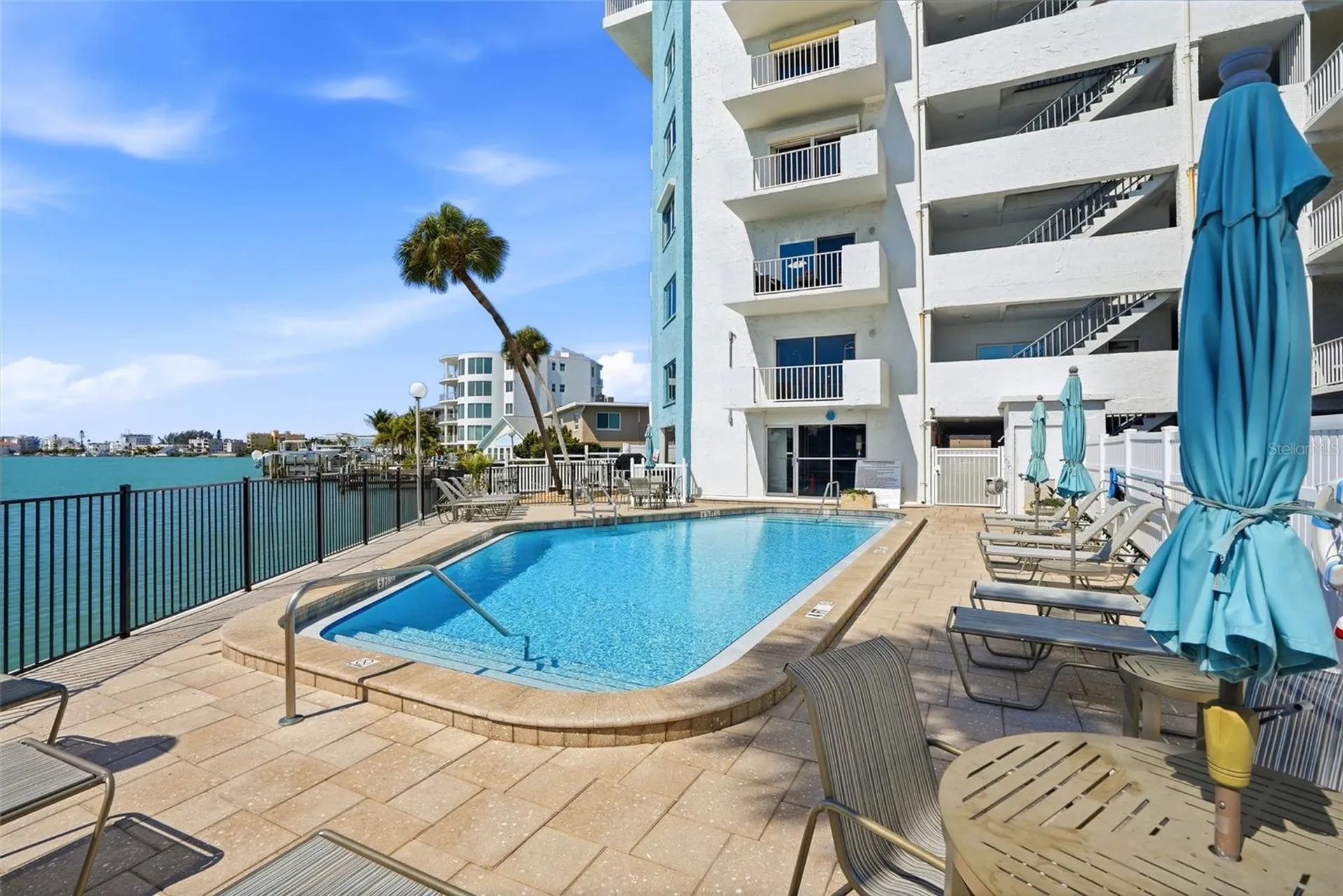 285 107th Avenue Treasure Island FL 33706