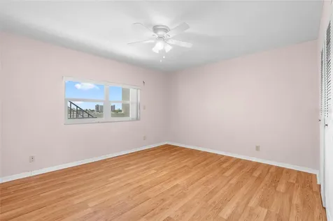 285 107th Avenue Treasure Island FL 33706