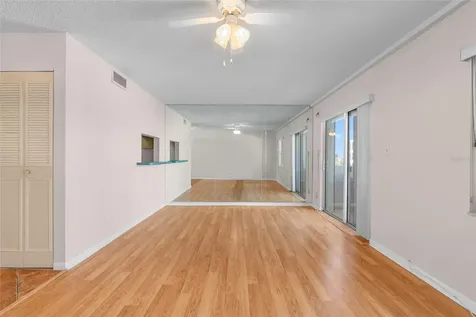 285 107th Avenue Treasure Island FL 33706