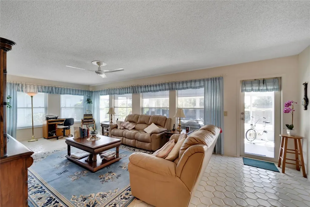 612 Allegheny Drive Sun City Center FL 33573