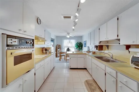 612 Allegheny Drive Sun City Center FL 33573