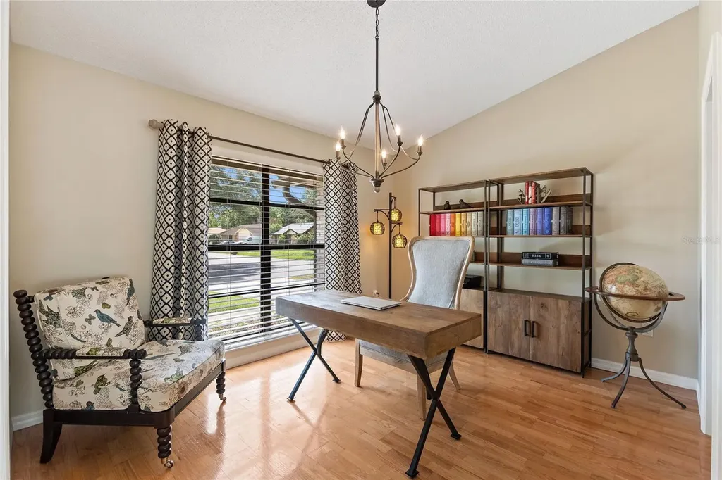 932 Yellow Rose Drive Orlando FL 32818