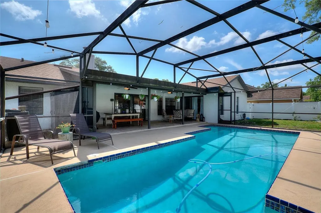 932 Yellow Rose Drive Orlando FL 32818