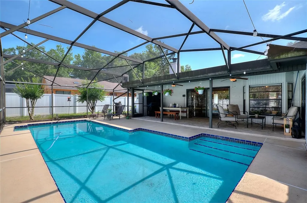 932 Yellow Rose Drive Orlando FL 32818