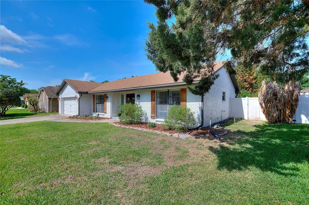 932 Yellow Rose Drive Orlando FL 32818