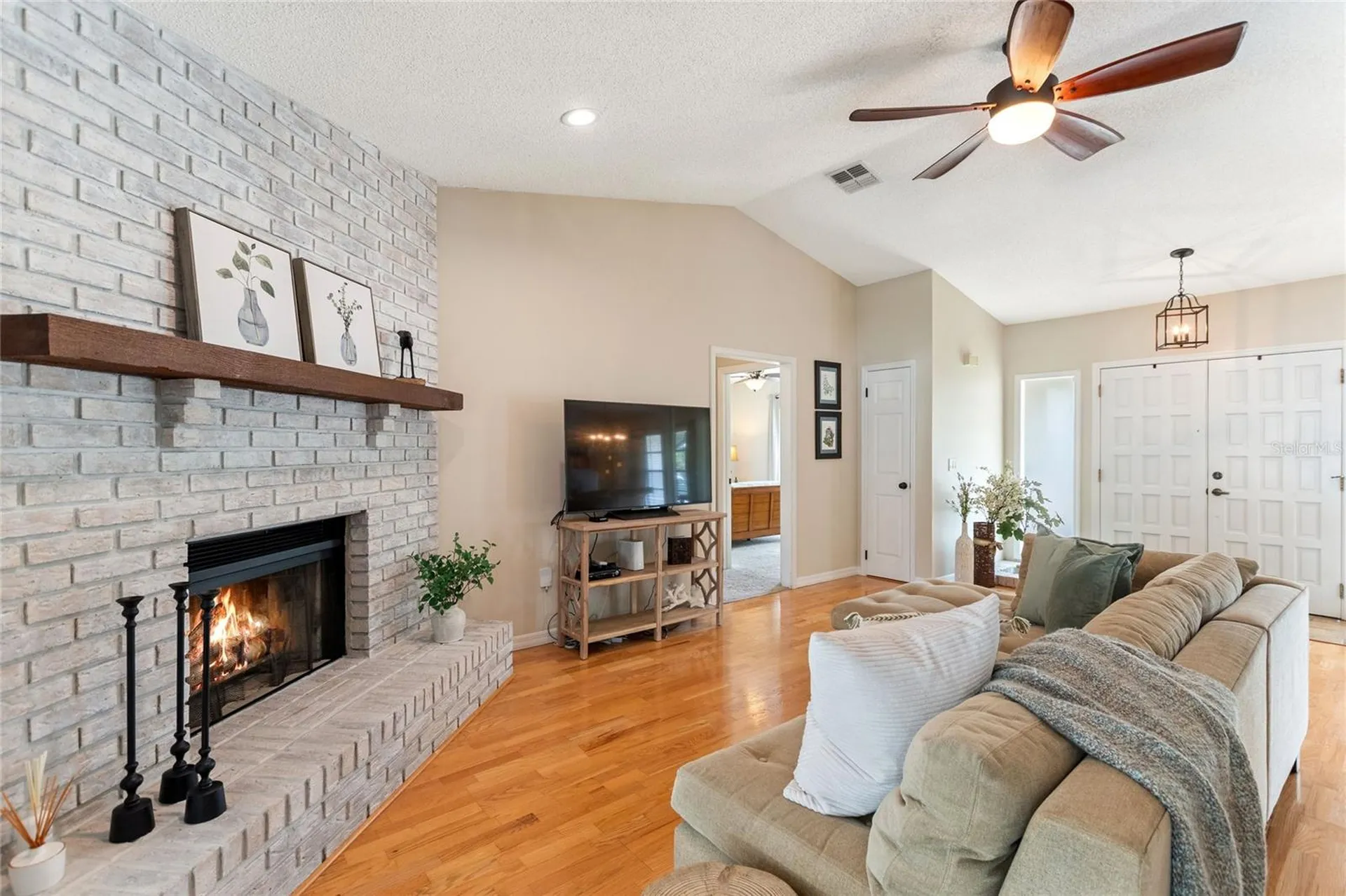 932 Yellow Rose Drive Orlando FL 32818