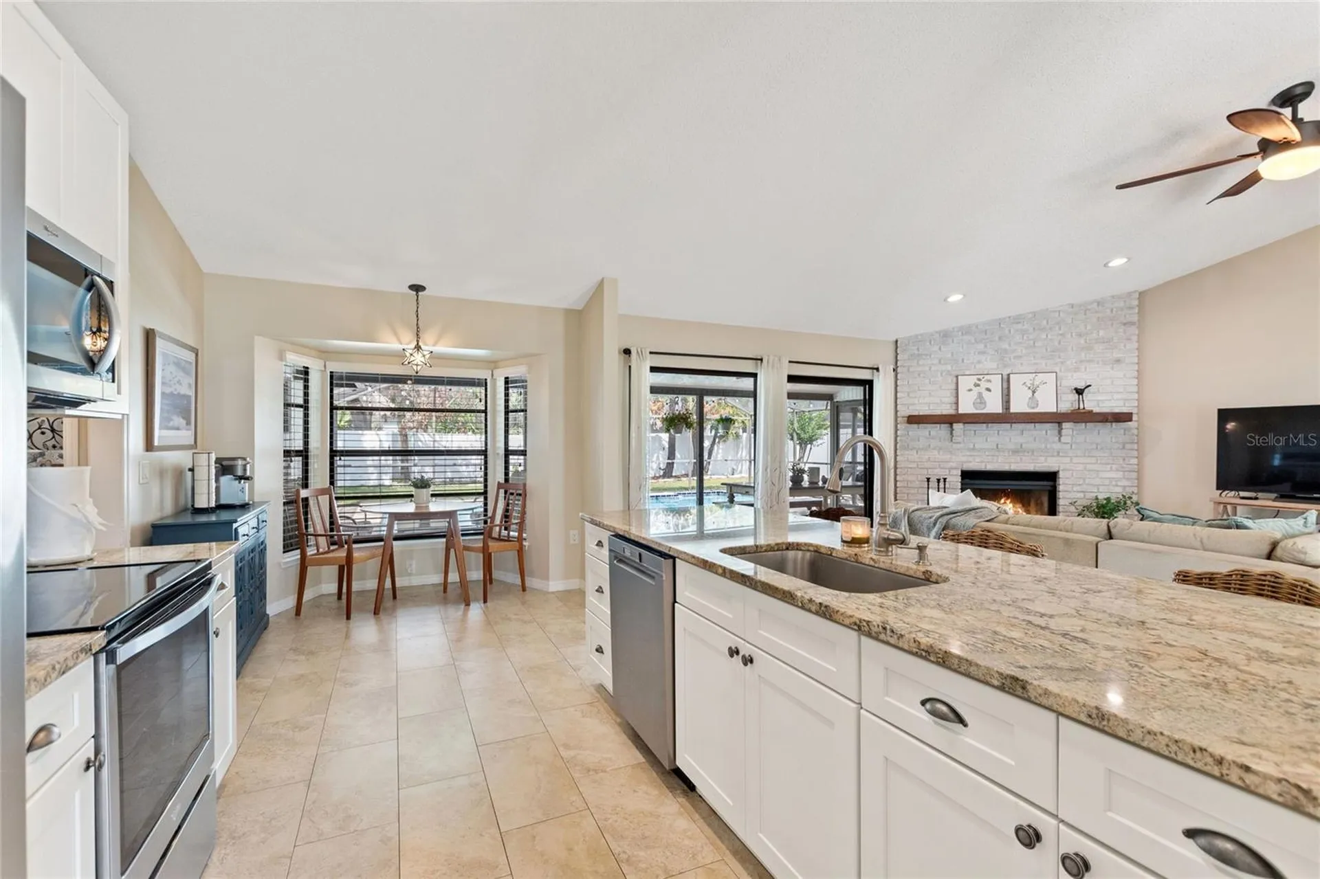 932 Yellow Rose Drive Orlando FL 32818