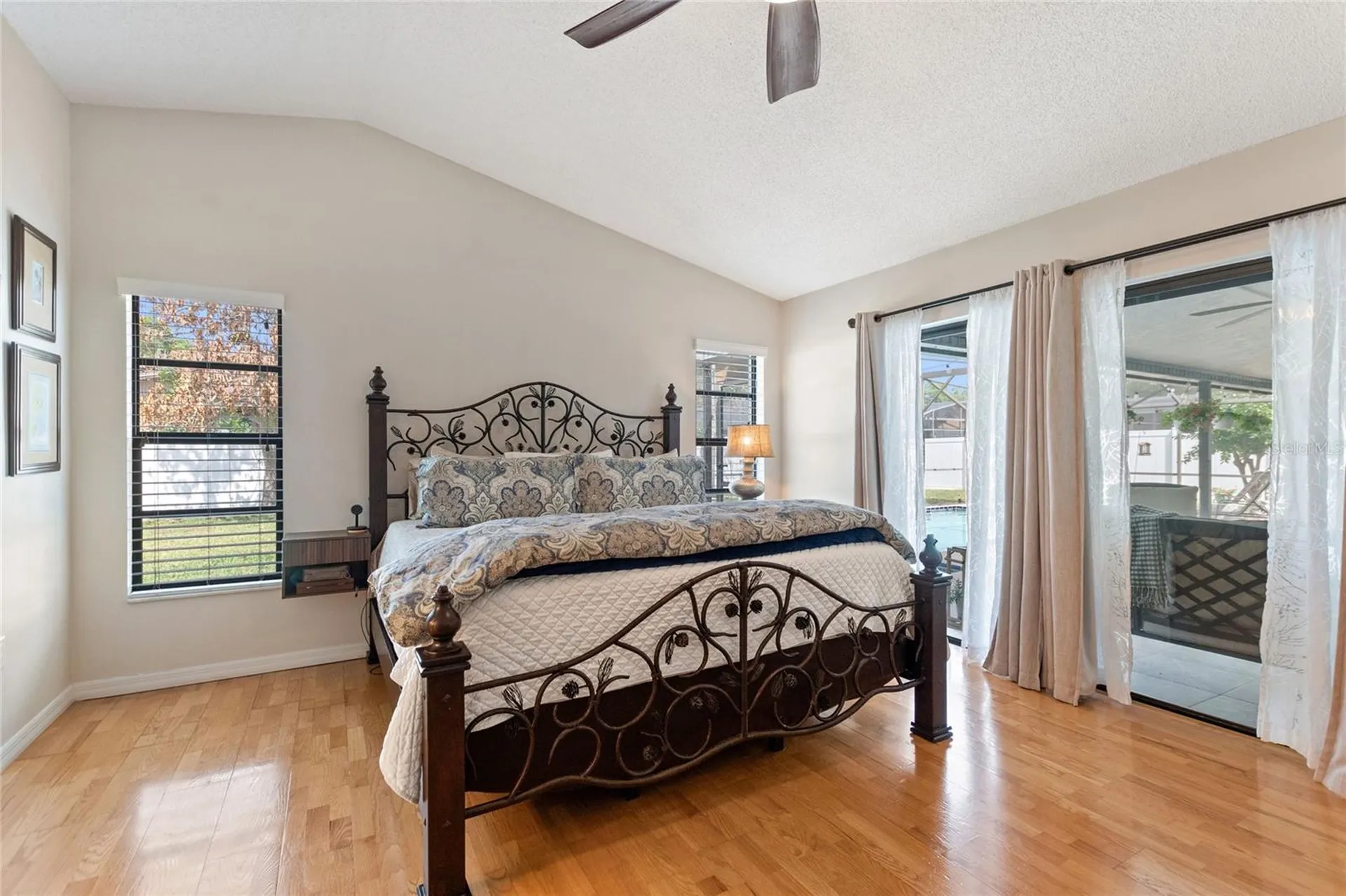 932 Yellow Rose Drive Orlando FL 32818