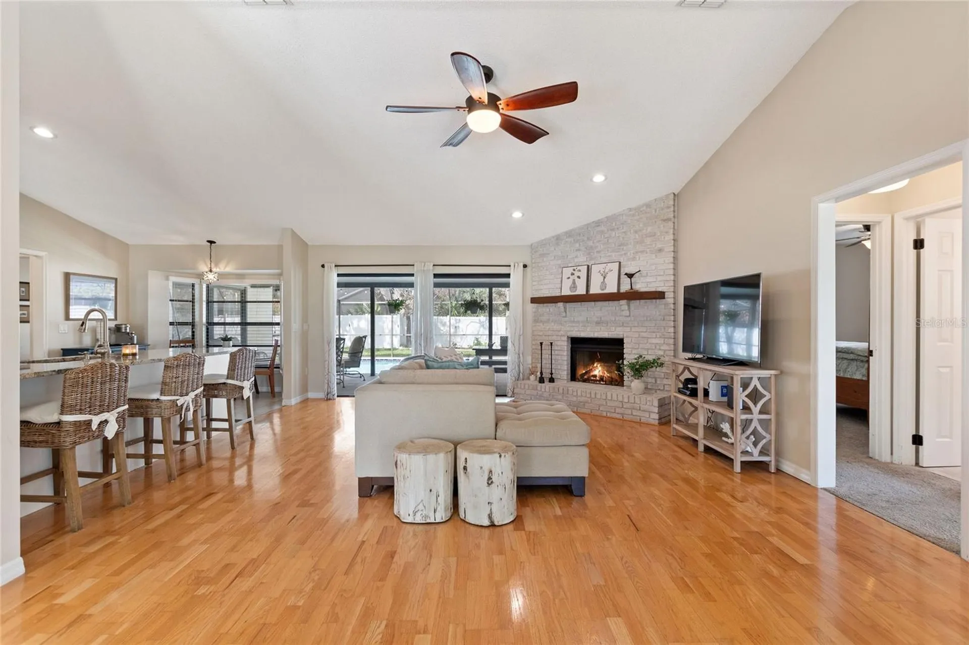 932 Yellow Rose Drive Orlando FL 32818