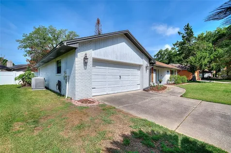 932 Yellow Rose Drive Orlando FL 32818