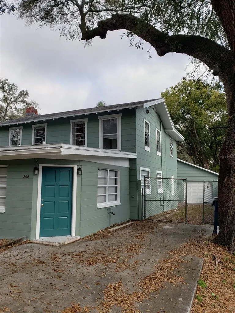 209 W Kirby Street Tampa FL 33604