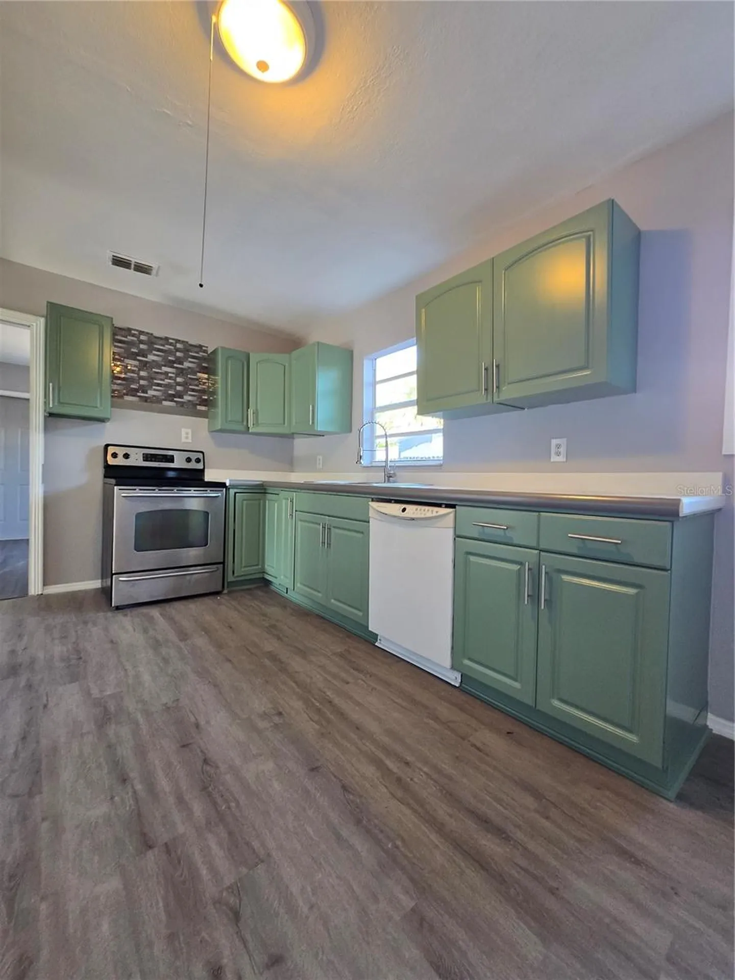 209 W Kirby Street Tampa FL 33604