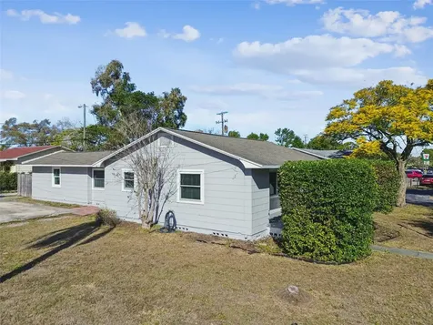 2900 49TH Street N St Petersburg FL 33710