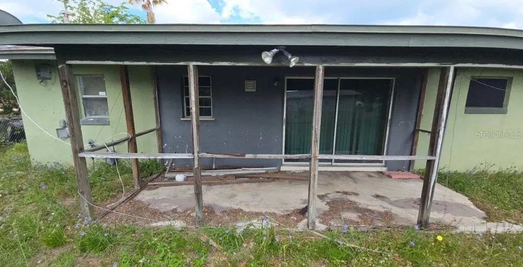 1029 S Gertrude Court Daytona Beach FL 32117