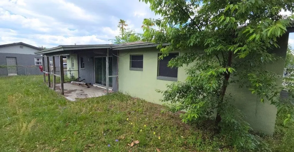 1029 S Gertrude Court Daytona Beach FL 32117