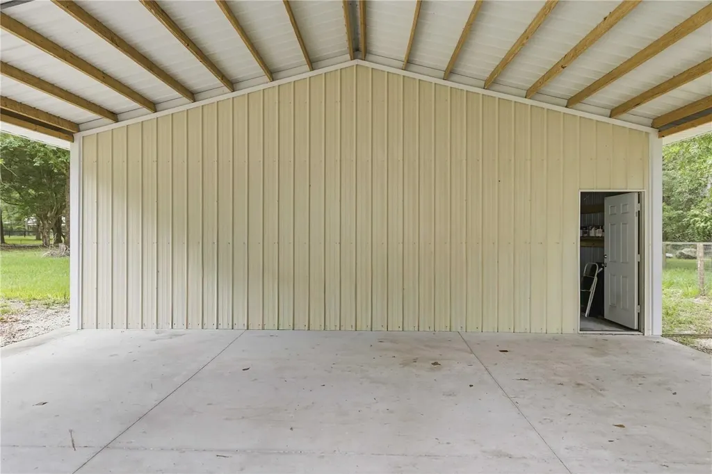13250 NW 160th Avenue Morriston FL 32668