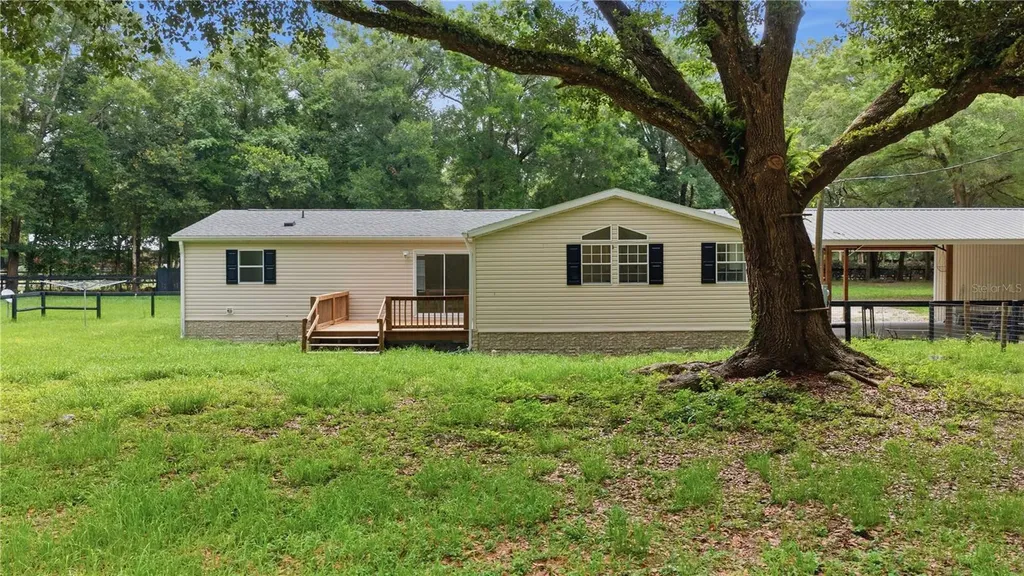 13250 NW 160th Avenue Morriston FL 32668