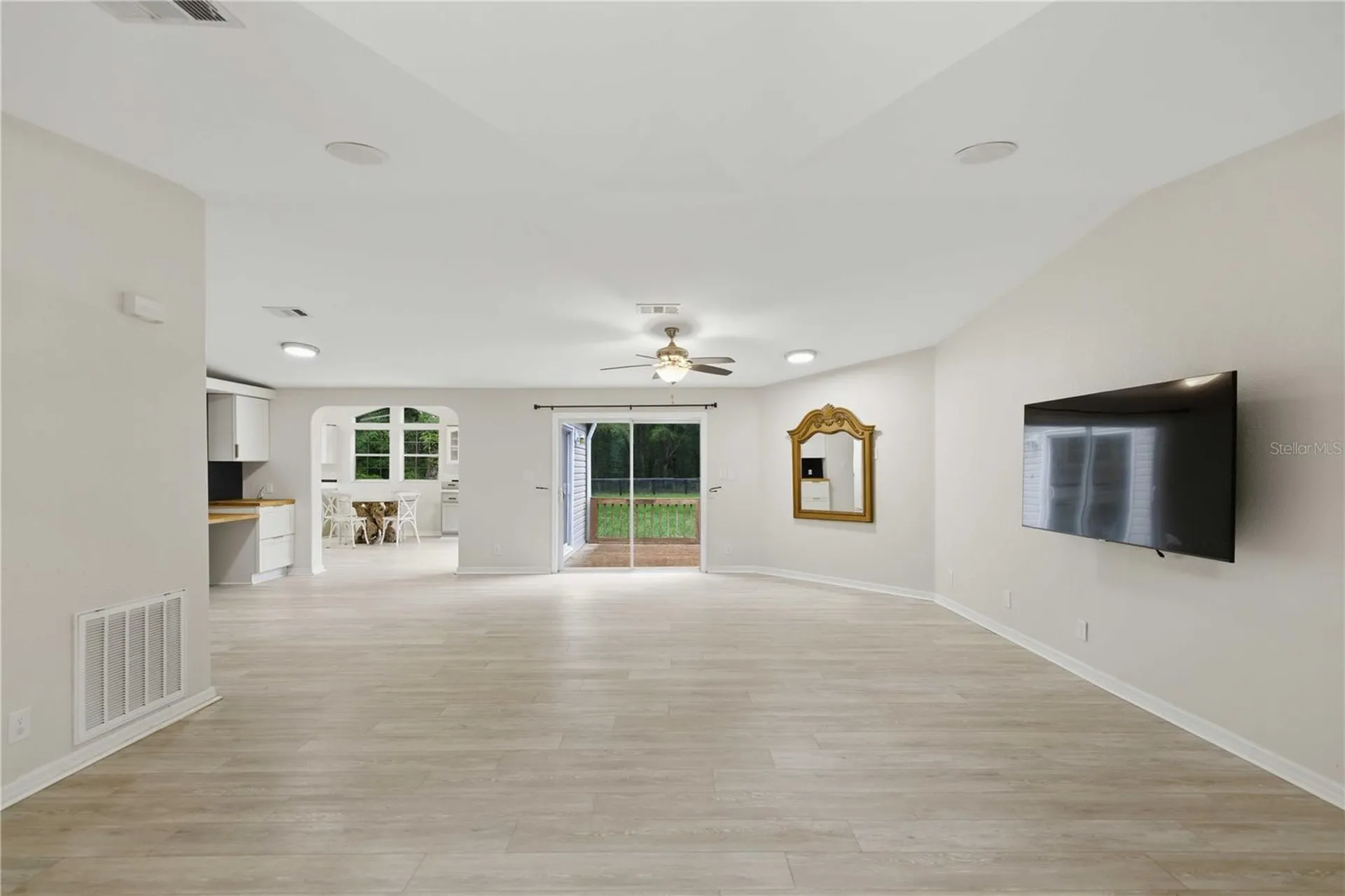 13250 NW 160th Avenue Morriston FL 32668