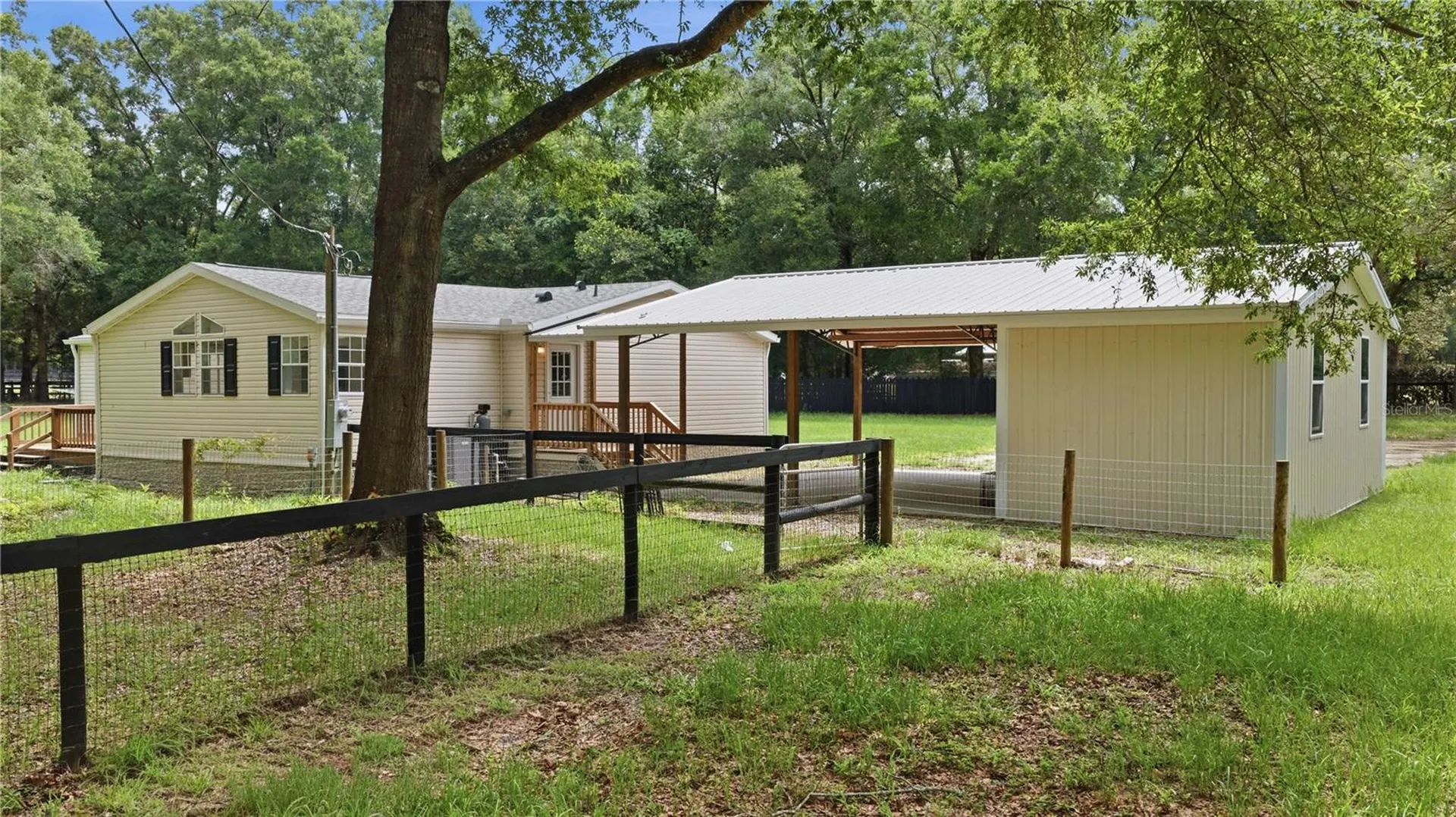 13250 NW 160th Avenue Morriston FL 32668