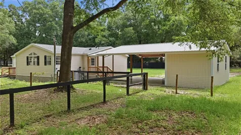13250 NW 160th Avenue Morriston FL 32668