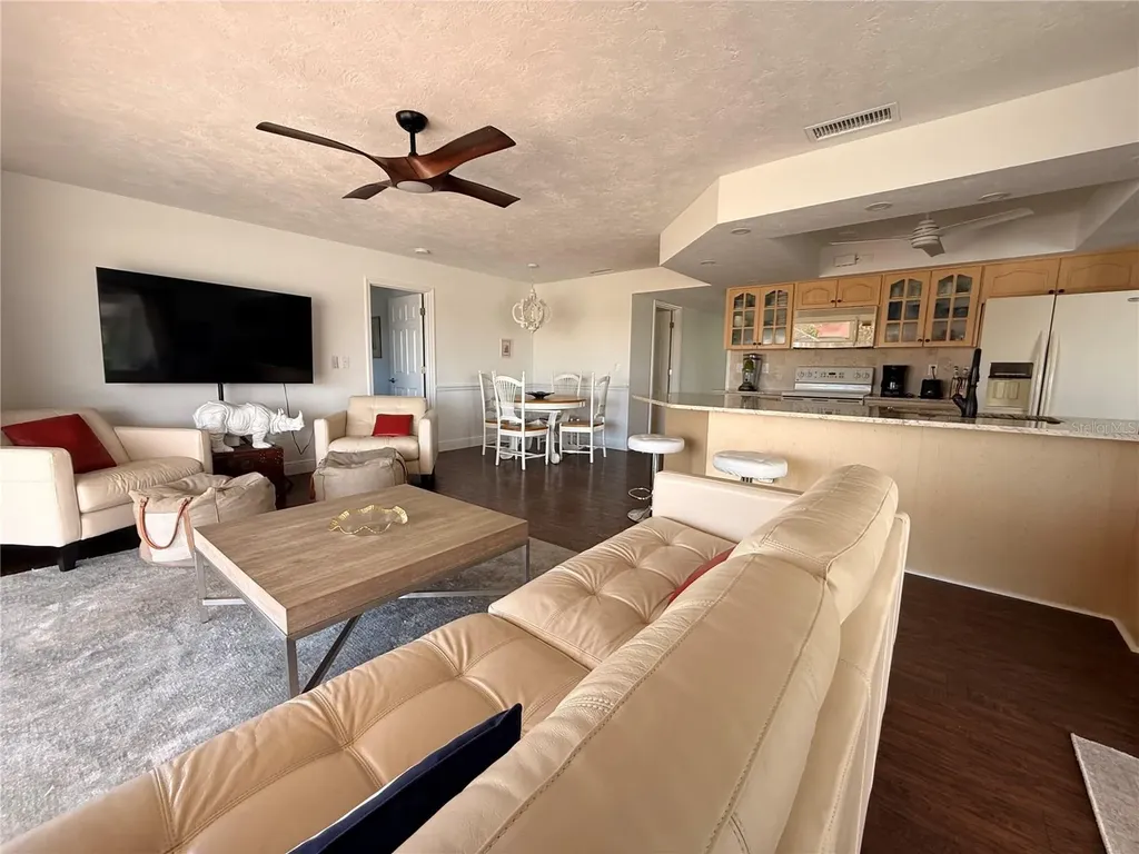 984 N Gondola Drive Venice FL 34293