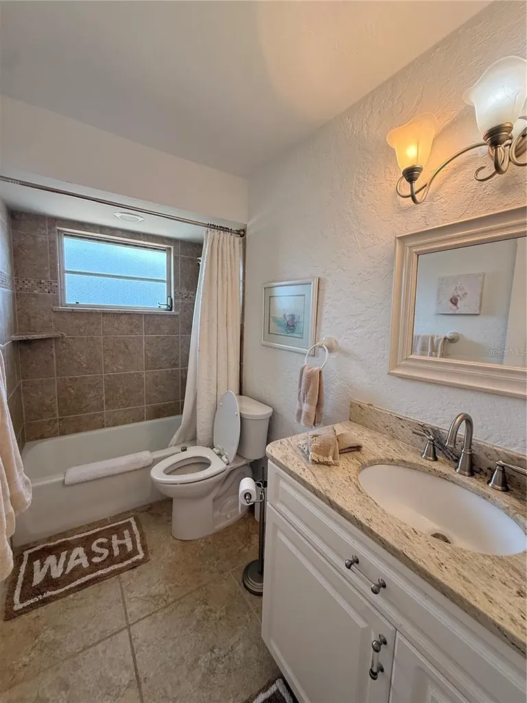 984 N Gondola Drive Venice FL 34293