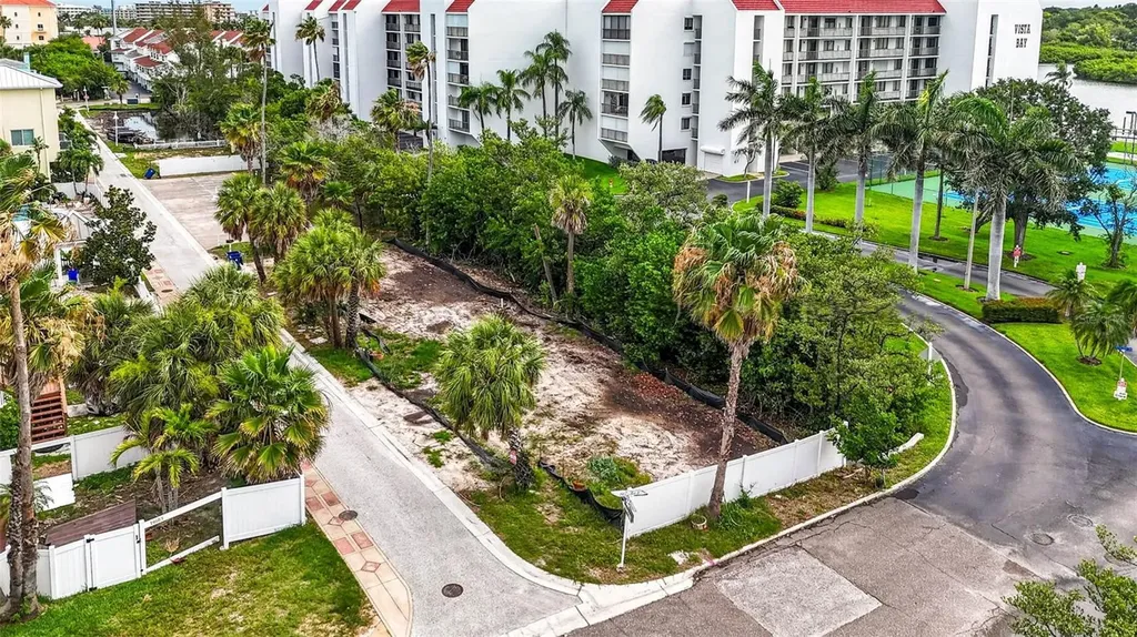 19109 2nd Street Indian Shores FL 33785