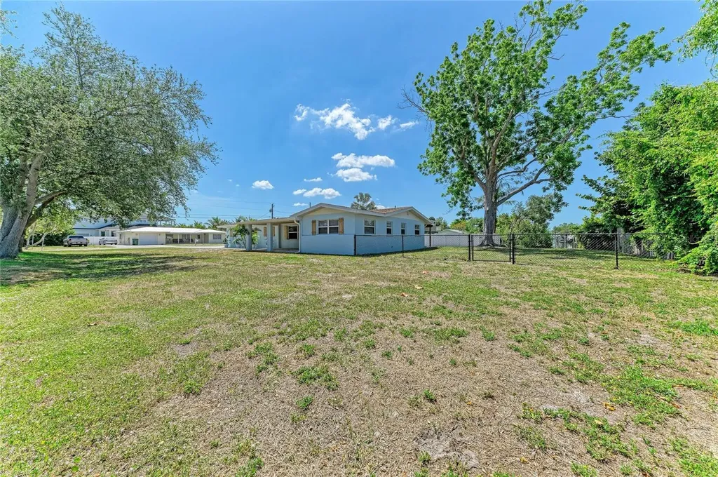 2401 10th Street W Palmetto FL 34221