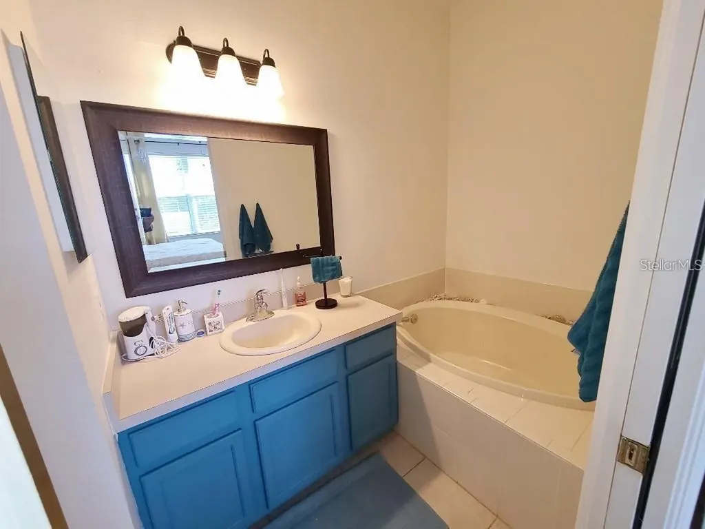 3936 Yellowstone Circle Sarasota FL 34233