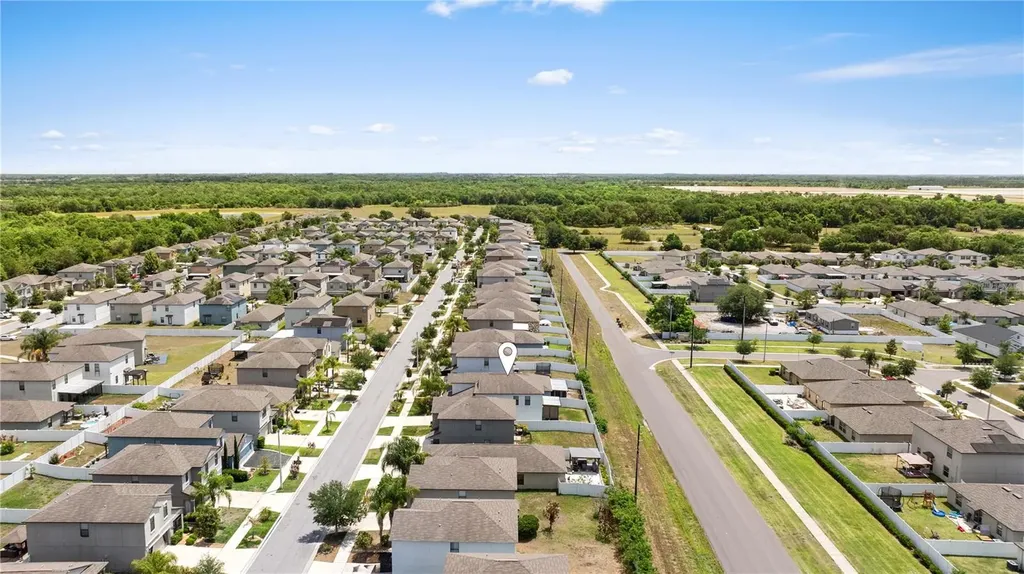 10216 Carloway Hills Drive Wimauma FL 33598