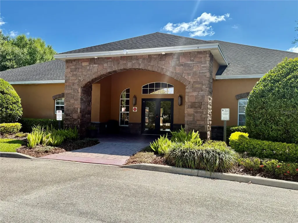 10216 Carloway Hills Drive Wimauma FL 33598