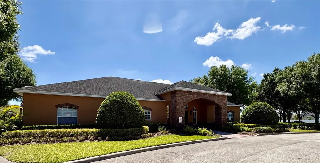 10216 Carloway Hills Drive Wimauma FL 33598