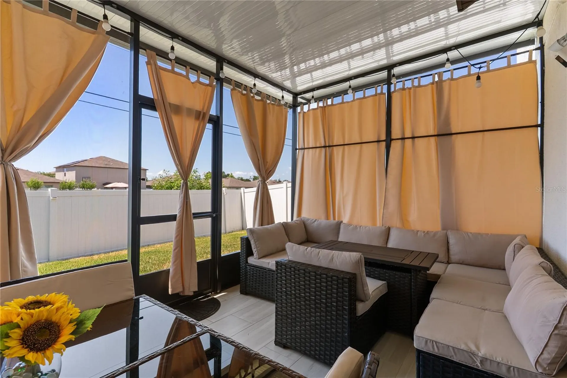 10216 Carloway Hills Drive Wimauma FL 33598