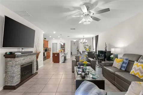 10216 Carloway Hills Drive Wimauma FL 33598