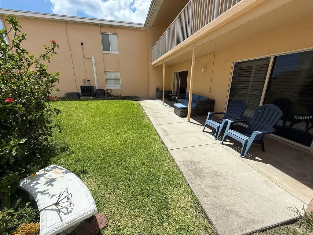 573 N Atlantic Avenue New Smyrna Beach FL 32169