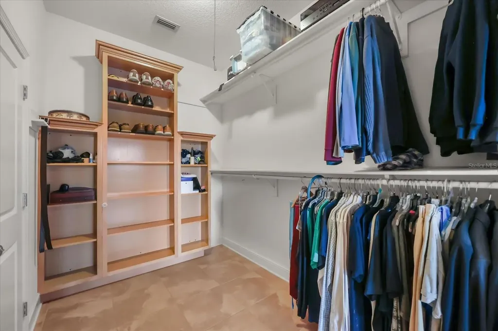 2822 Bass Lake Boulevard Orlando FL 32806