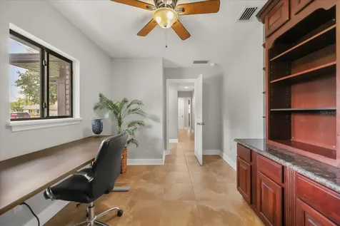 2822 Bass Lake Boulevard Orlando FL 32806