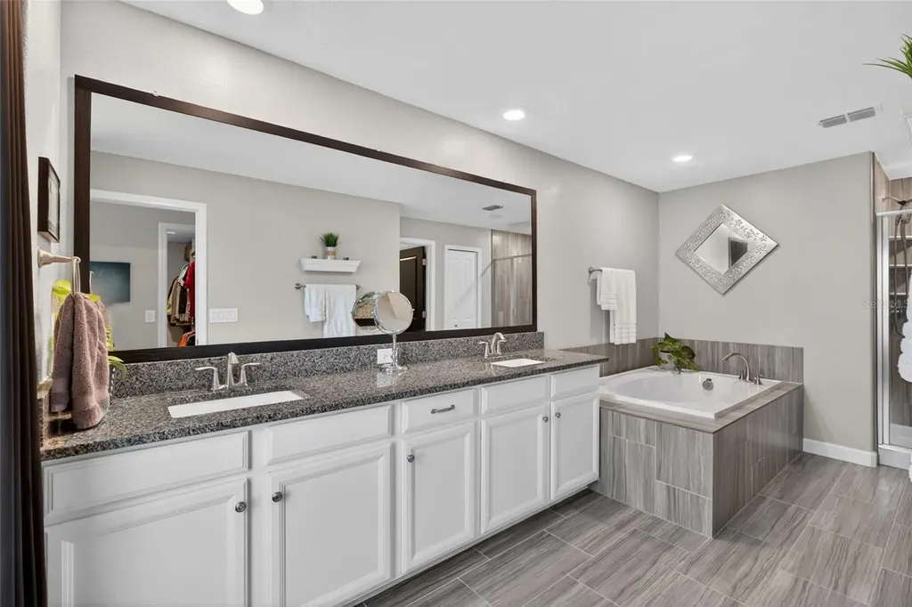 2213 Cerulean Sky Drive Lutz FL 33558
