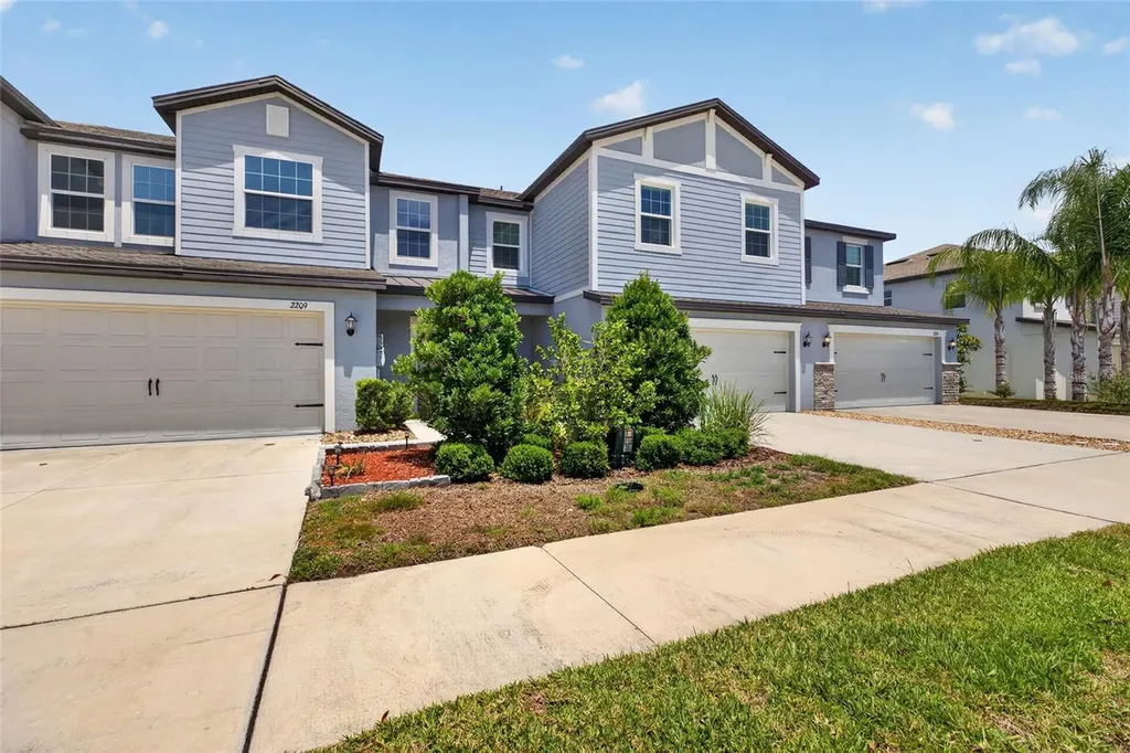 2213 Cerulean Sky Drive Lutz FL 33558
