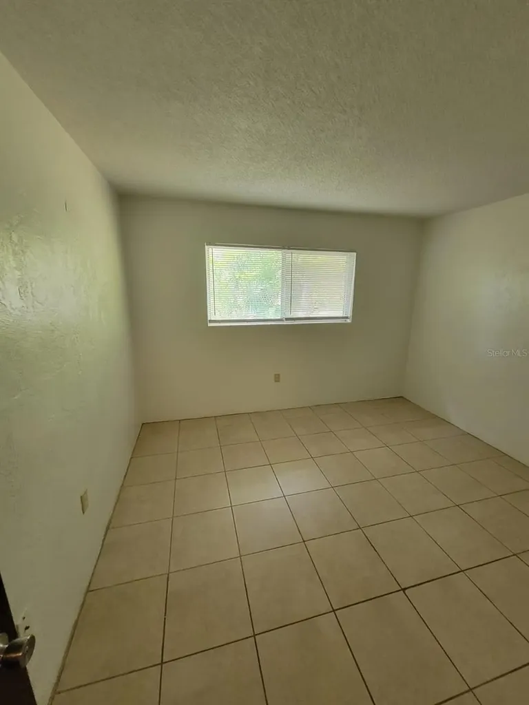 1216 Kennedy Road Daytona Beach FL 32117