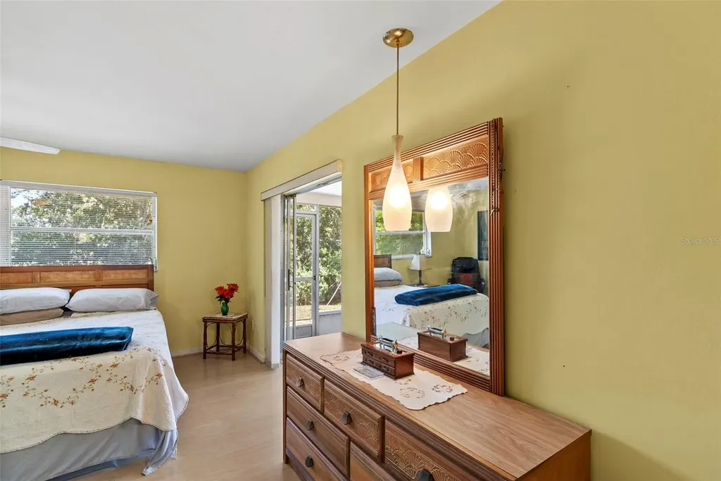 1413 Embassy Drive Clearwater FL 33764